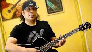 আইয়ুব বাচ্চুর ‘ইনবক্সে' এ ঈদে